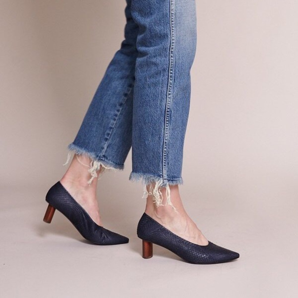 Navy blue Coclico heels